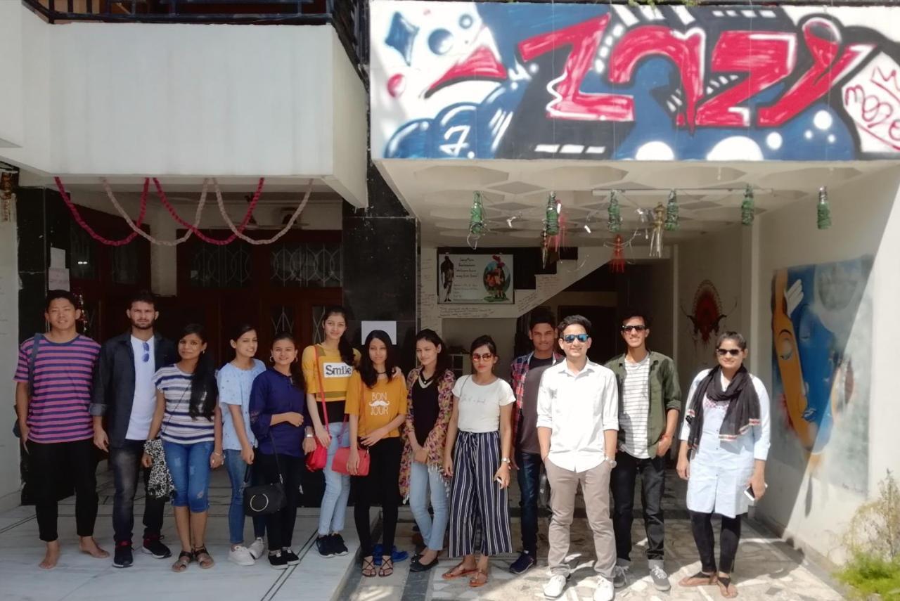 جايبور Lazy Mozo Backpackers Hostel المظهر الخارجي الصورة